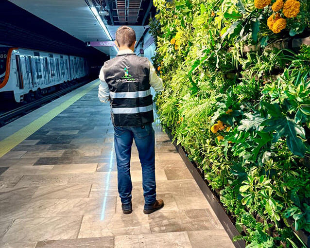 8fb59e2b-b0d5-4402-b395-6c8b147518c9